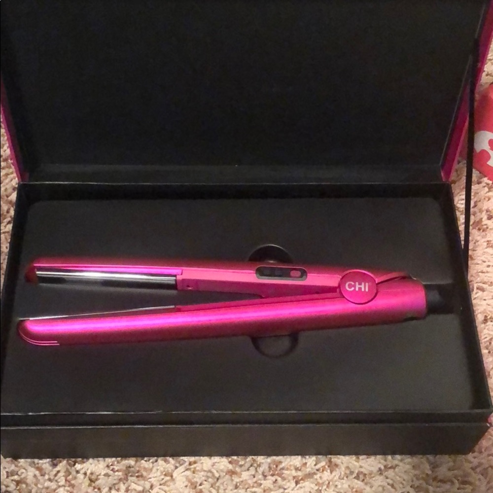 Hair straightener - Picture 2 of 3